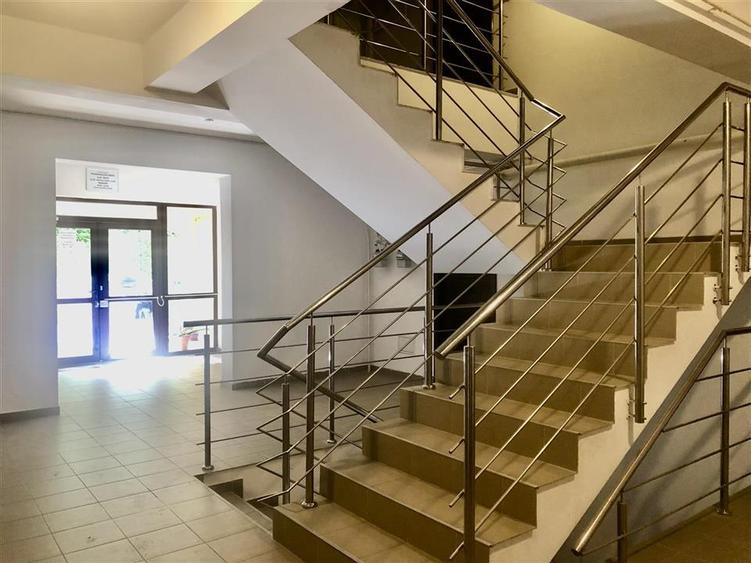 Apartament cu 2 camere decomandat, mobilat în Cernatu