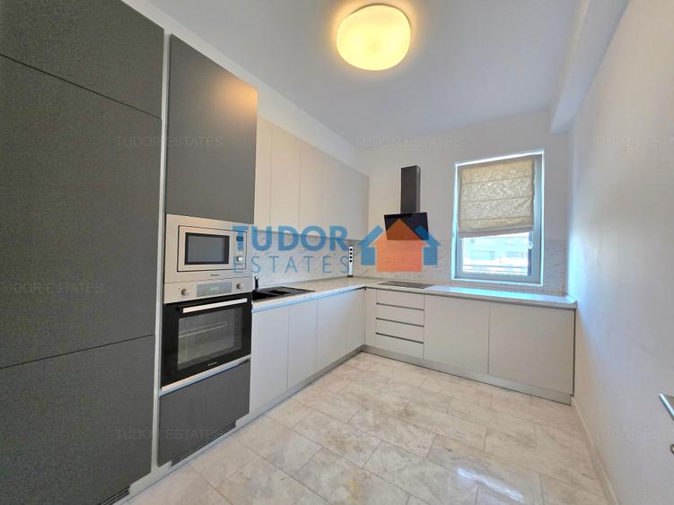 Apartament cu 3 camere semidecomandat în Domenii