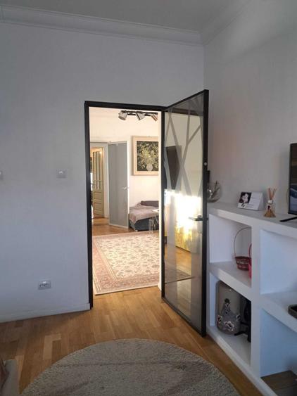 Casă cu 4 camere cu Teren 100 Mp în Central