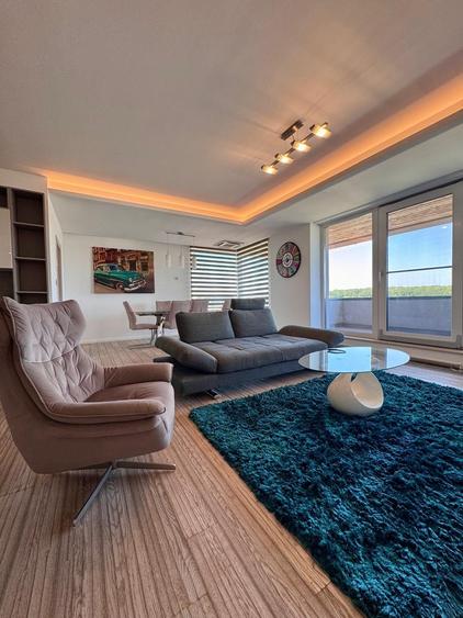 Apartament cu 3 camere decomandat în Băneasa