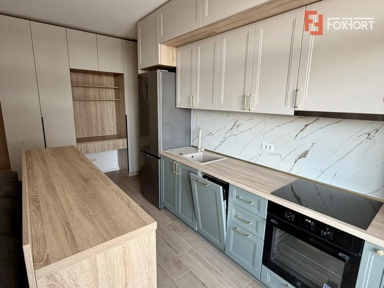 Apartament cu 2 camere decomandat, mobilat în Torontalului