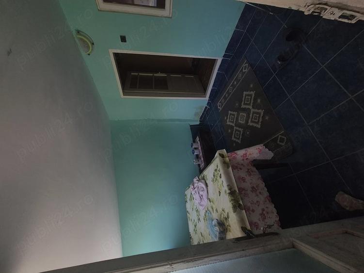Casă cu 4 camere cu Canalizare în Independența