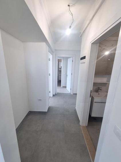 Apartament cu 3 camere decomandat în Inel II