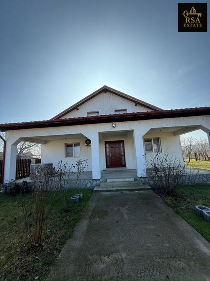 Casă individuală cu 2 camere cu Canalizare în Băbeni