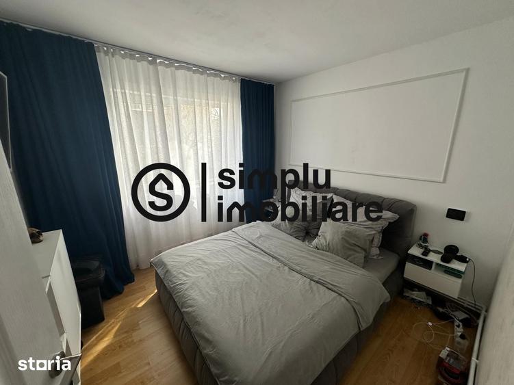Apartament cu 3 camere semidecomandat în Central