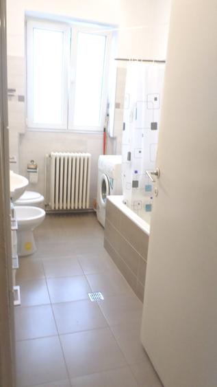 Apartament cu 3 camere decomandat în Capitale