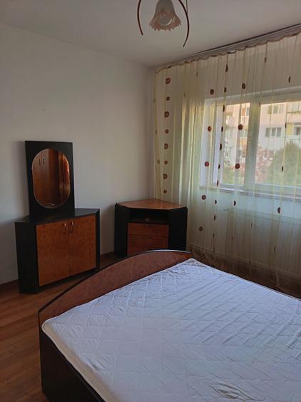 Apartament cu 2 camere decomandat în Dosu Bricii