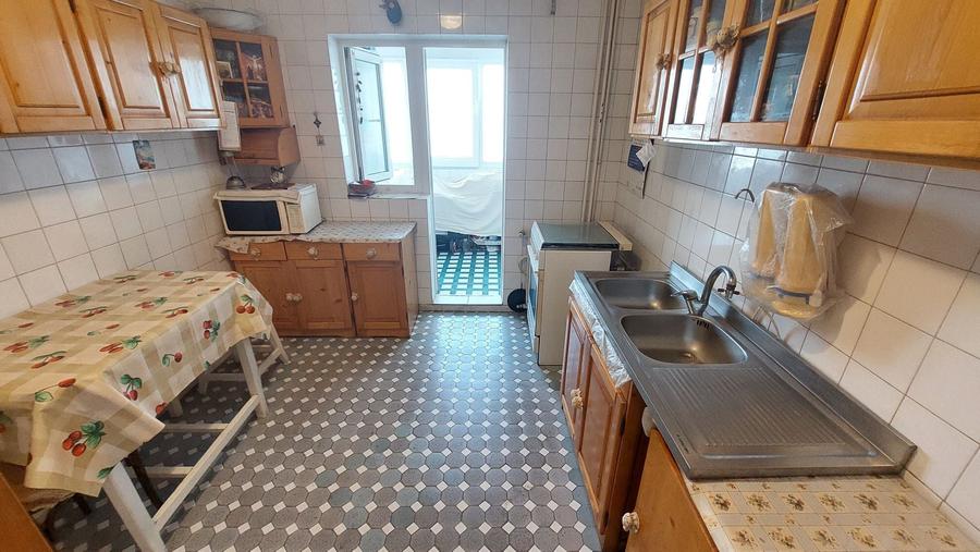 Apartament cu 4 camere în Chișinau