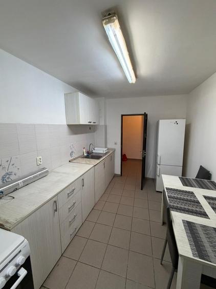 Apartament cu 2 camere decomandat în Inel II
