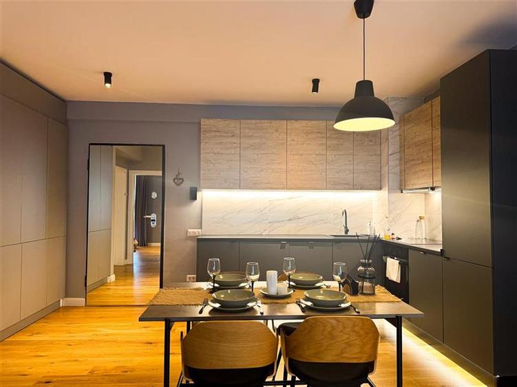 Apartament cu 2 camere decomandat, mobilat în Aviației