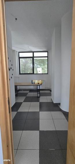 Spațiu comercial, de 252 mp, în Ultracentral