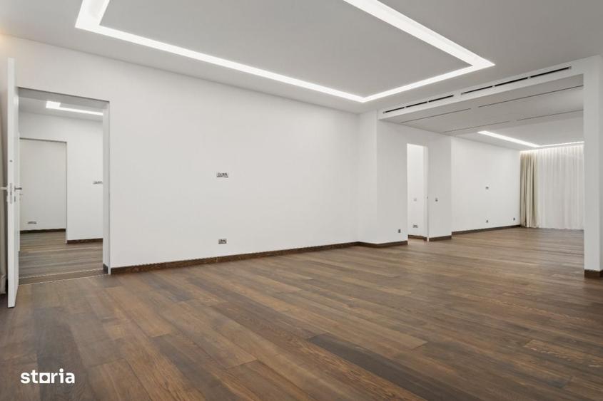 Apartament cu 4 camere decomandat în Kiseleff