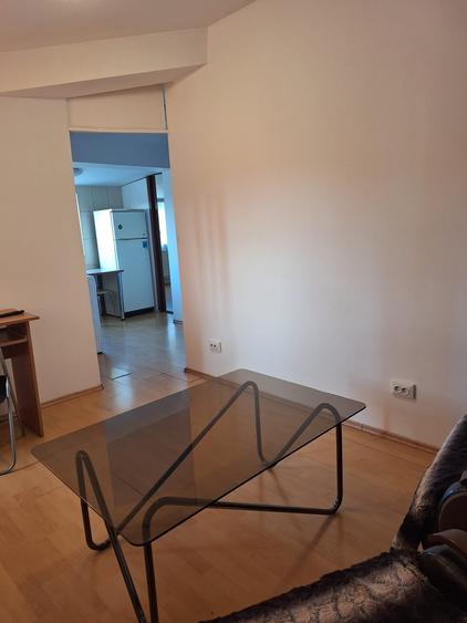 Apartament cu 2 camere decomandat în Brâncoveanu