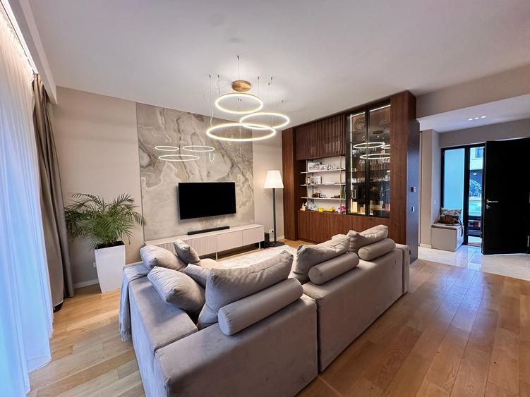 Duplex cu 4 camere cu Teren 200 Mp în Corbeanca