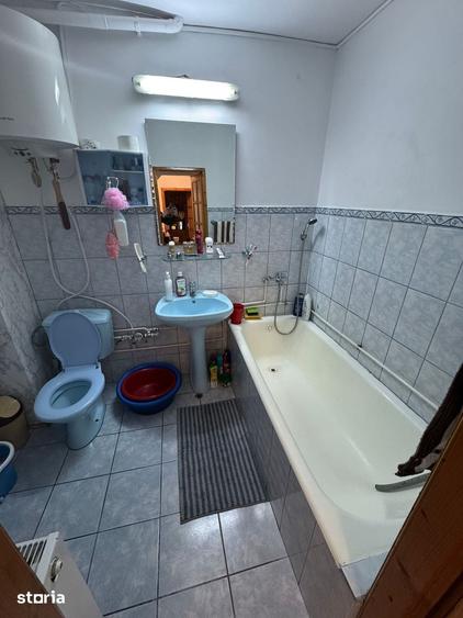 Apartament cu 2 camere decomandat în Crihala