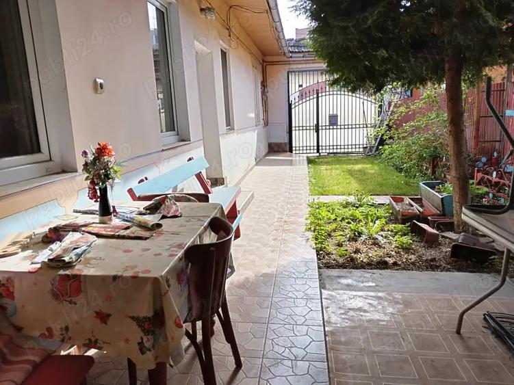 Casă cu 2 camere cu Teren 158 Mp în Gherla