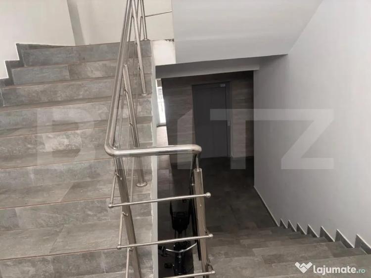 Apartament cu 3 camere decomandat în Viforâta