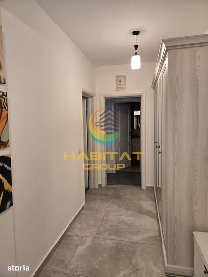 Apartament cu 3 camere în Apărătorii Patriei