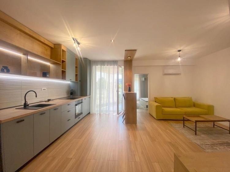 Apartament cu 2 camere semidecomandat în Central