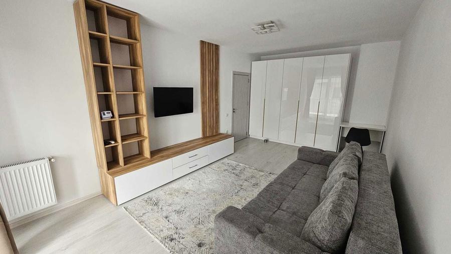 Apartament cu 2 camere decomandat în Titan