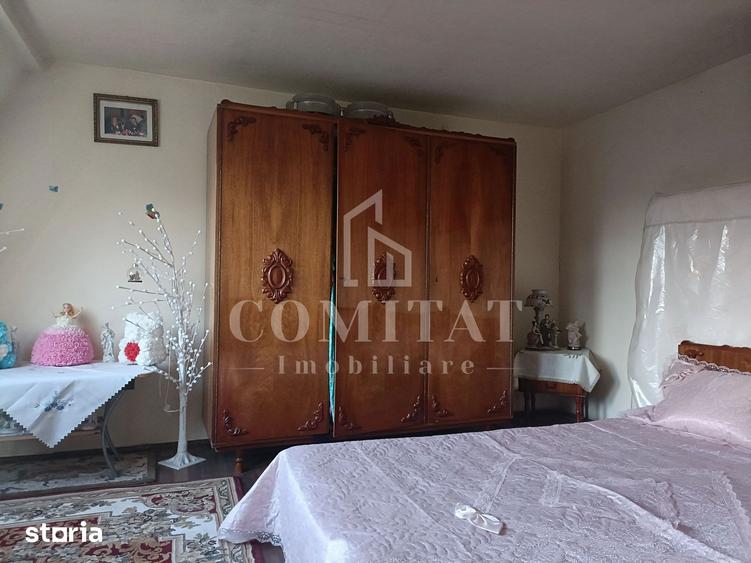 Casă cu 5 camere cu Canalizare în Plopilor