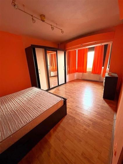 Apartament cu 3 camere semidecomandat, mobilat în Șagului