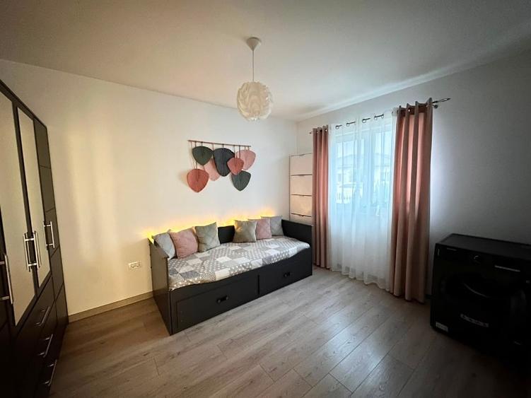 Duplex cu 3 camere cu Teren 300 Mp în Moșnița Nouă