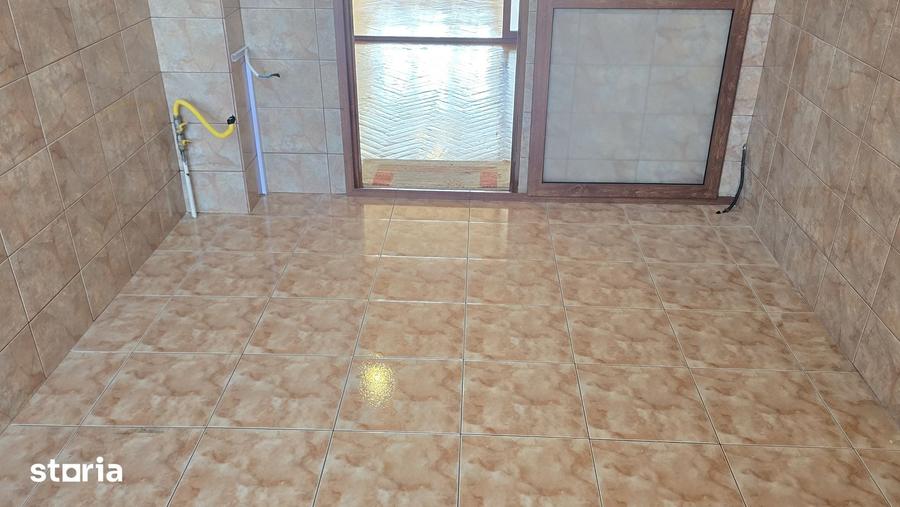 Vand apartament 3 camere dec. GARAJ, Boxa,Deva, Micul Dalas, etaj 2 - 16