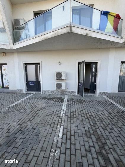 Spațiu comercial, de 52 mp, în Central