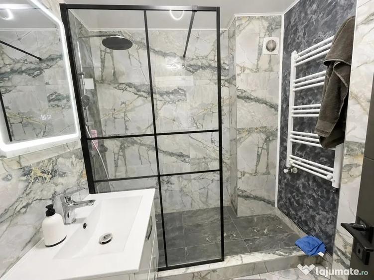 Apartament cu 2 camere decomandat în Cumpăna