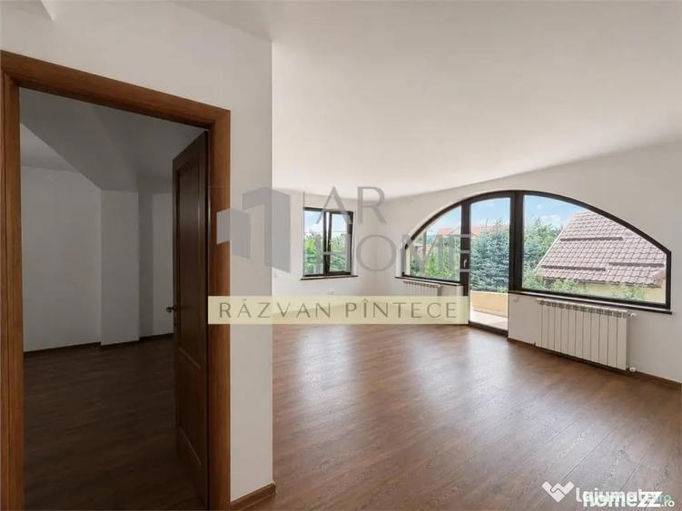 Casă cu 4 camere cu Teren 783 Mp în Cornu