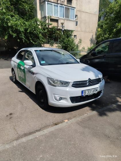 Apartament cu 5 camere decomandat în Unirii