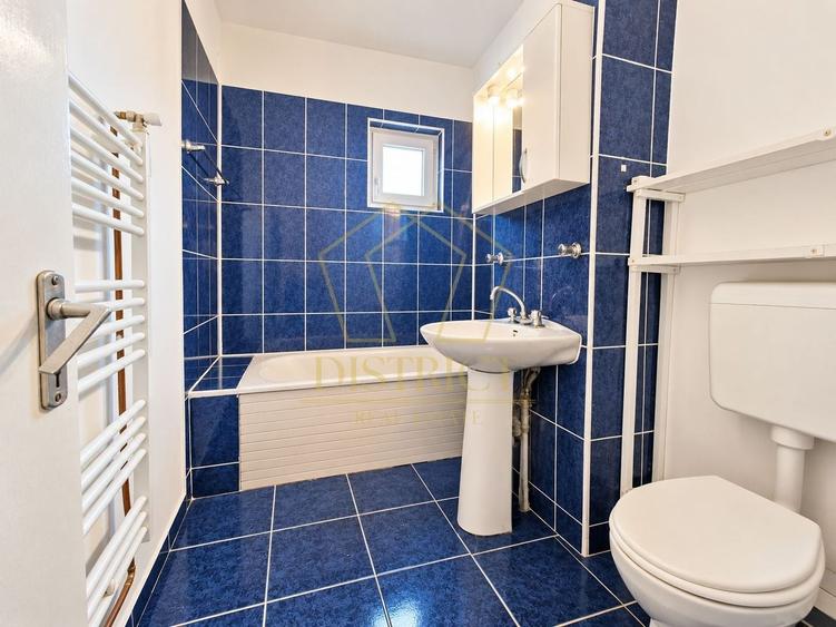 Apartament cu 2 camere semidecomandat, mobilat în Complex Studențesc