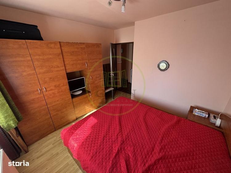Apartament cu 4 camere, mobilat în Tractorul