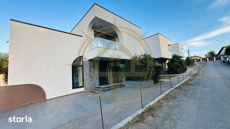 Casă cu 5 camere cu Teren 750 Mp în Snagov