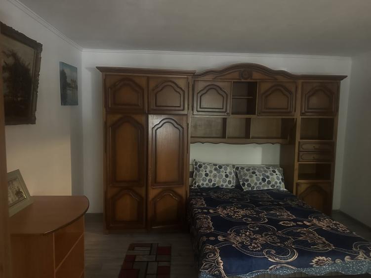 Garsonieră decomandată în Uverturii