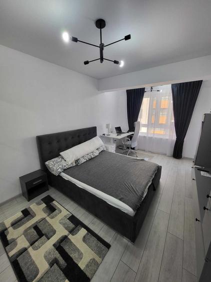 Garsonieră semidecomandată în Apărătorii Patriei