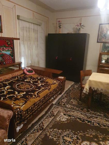 Casă cu 3 camere cu Teren 2600 Mp în Brădeni