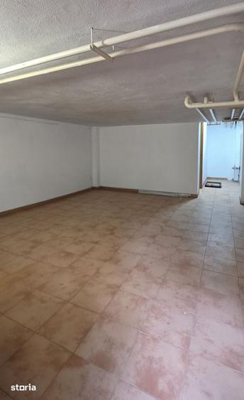 Casă cu Teren 100 Mp în Centrul Civic