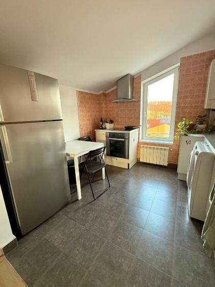 Apartament cu 2 camere decomandat în Băneasa