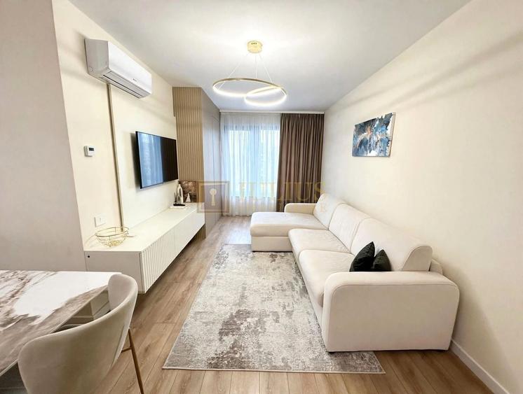Apartament cu 2 camere semidecomandat, mobilat în Aradului