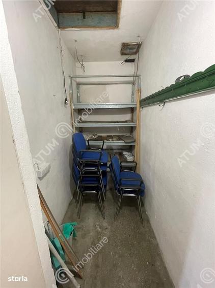 Apartament 3 camere decomandate curte comuna din zona Tiglari Sibiu - 1