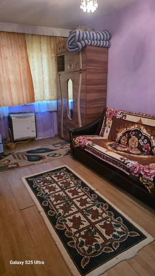 Garsonieră decomandată în Horia