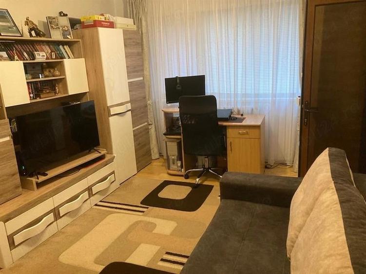 Apartament cu 2 camere semidecomandat în Fălticeni