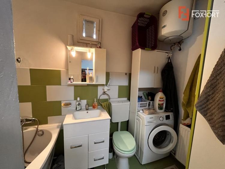 Casă individuală cu 3 camere cu Teren 1094 Mp în Izvin