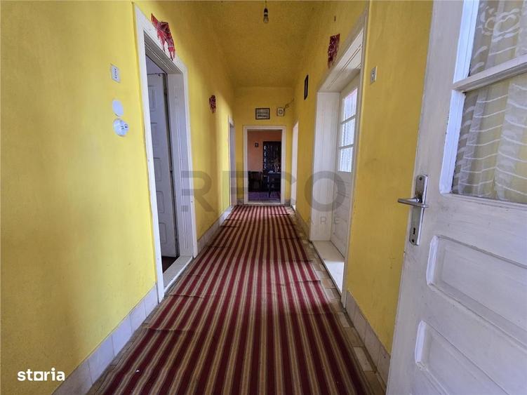 Casă cu 3 camere cu Teren 227 Mp în Central