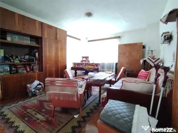 Casă cu 3 camere cu Teren 624 Mp în Central