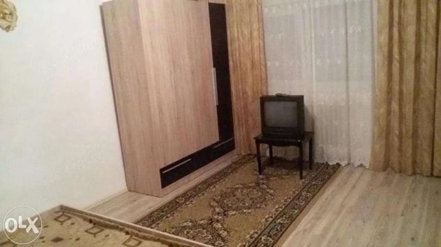 Garsonieră decomandată în Nicolina