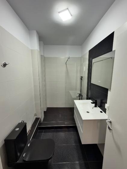 Apartament cu 2 camere decomandat în Obor