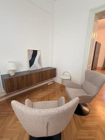 Apartament cu 2 camere nedecomandat, mobilat în Sinaia